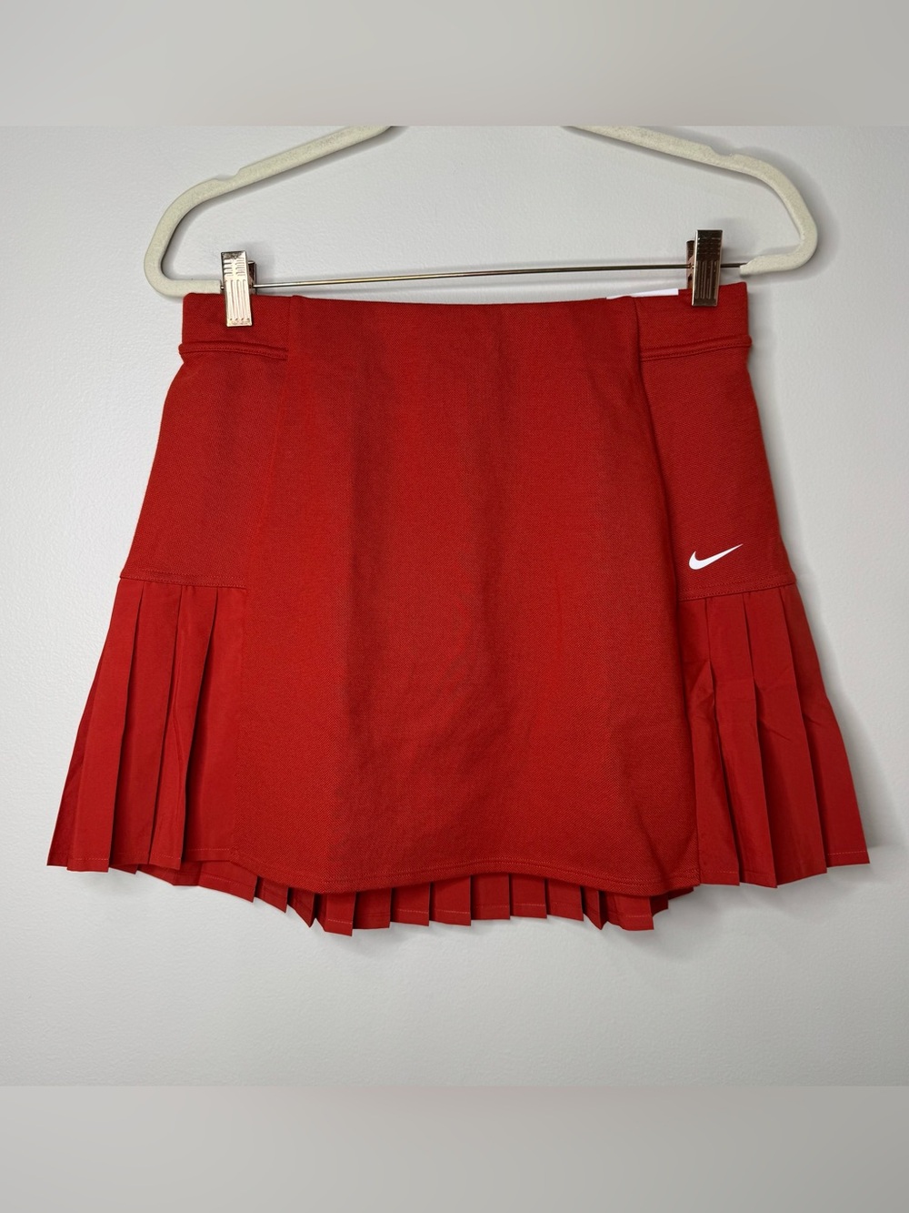 NWT Nike Golf High Rise Pleated Skirt Red Size Medium Preppy Tenniscore